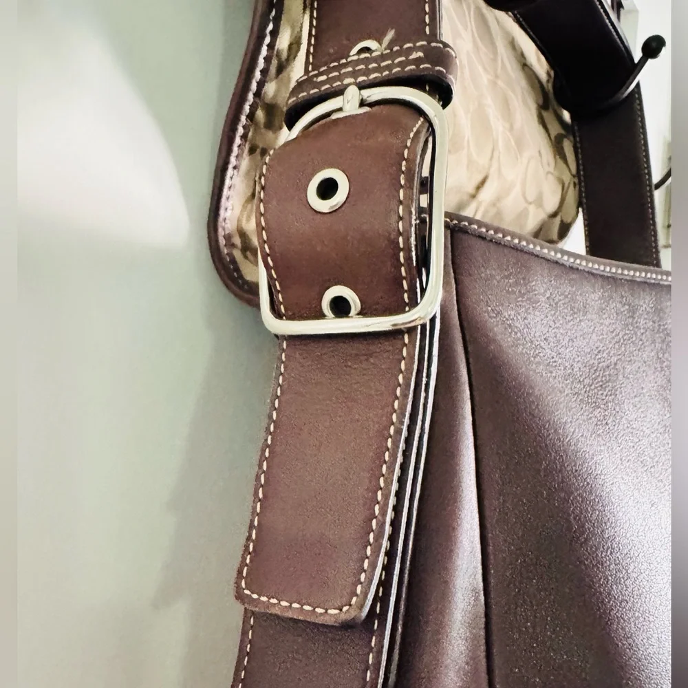 Vintage Coach Patricia Legacy Brown Leather Flap Crossbody Bag